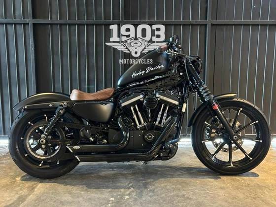 HARLEY-DAVIDSON SPORTSTER XL 883N IRON 
